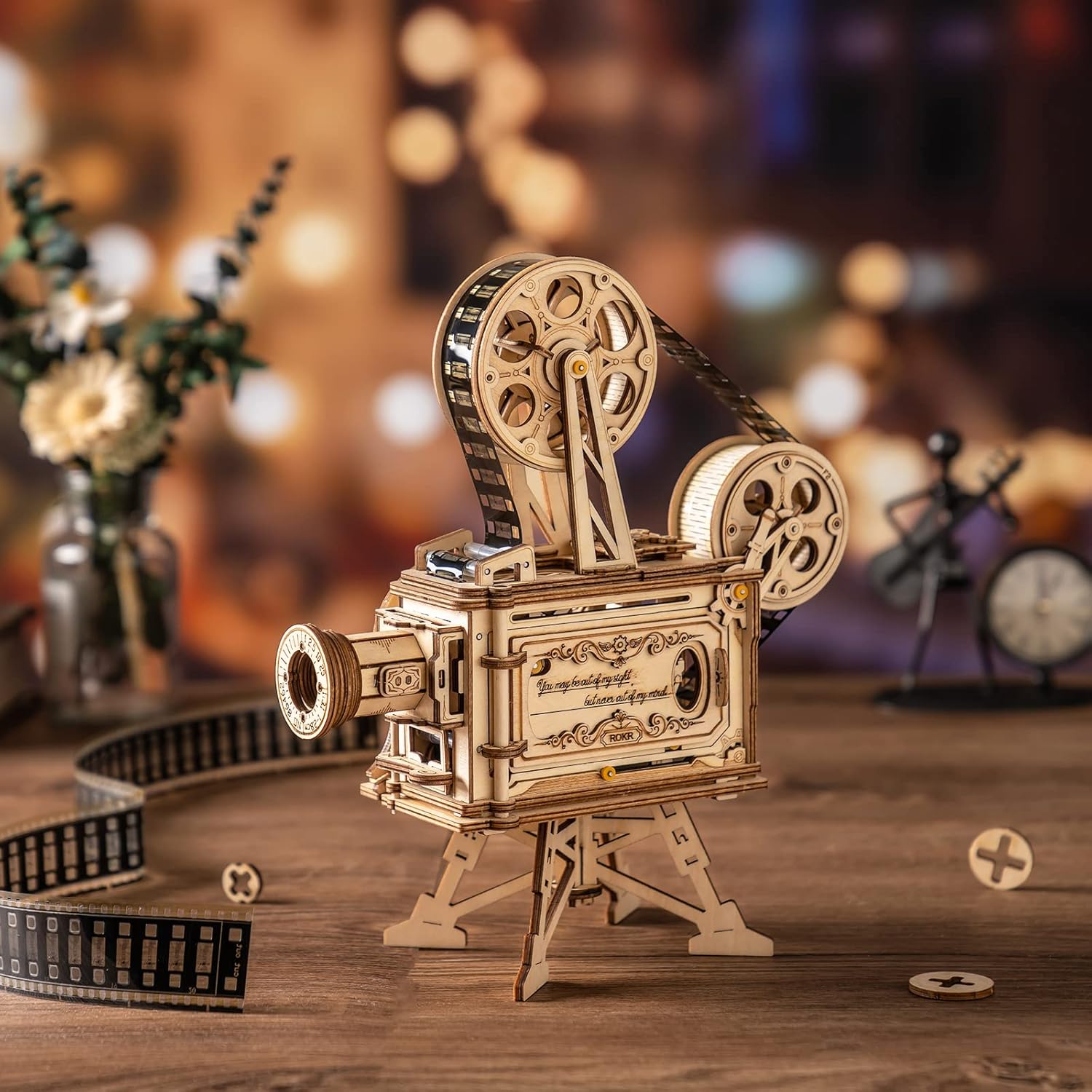 ROKR Vitascope Retro Movie Pro - огляд і ціна Model Kit Revell
