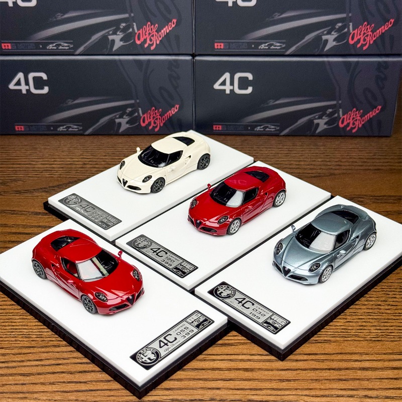 CarsLounge × Motor Gallery 1:6 - огляд і ціна Model Kit Alfa Romeo