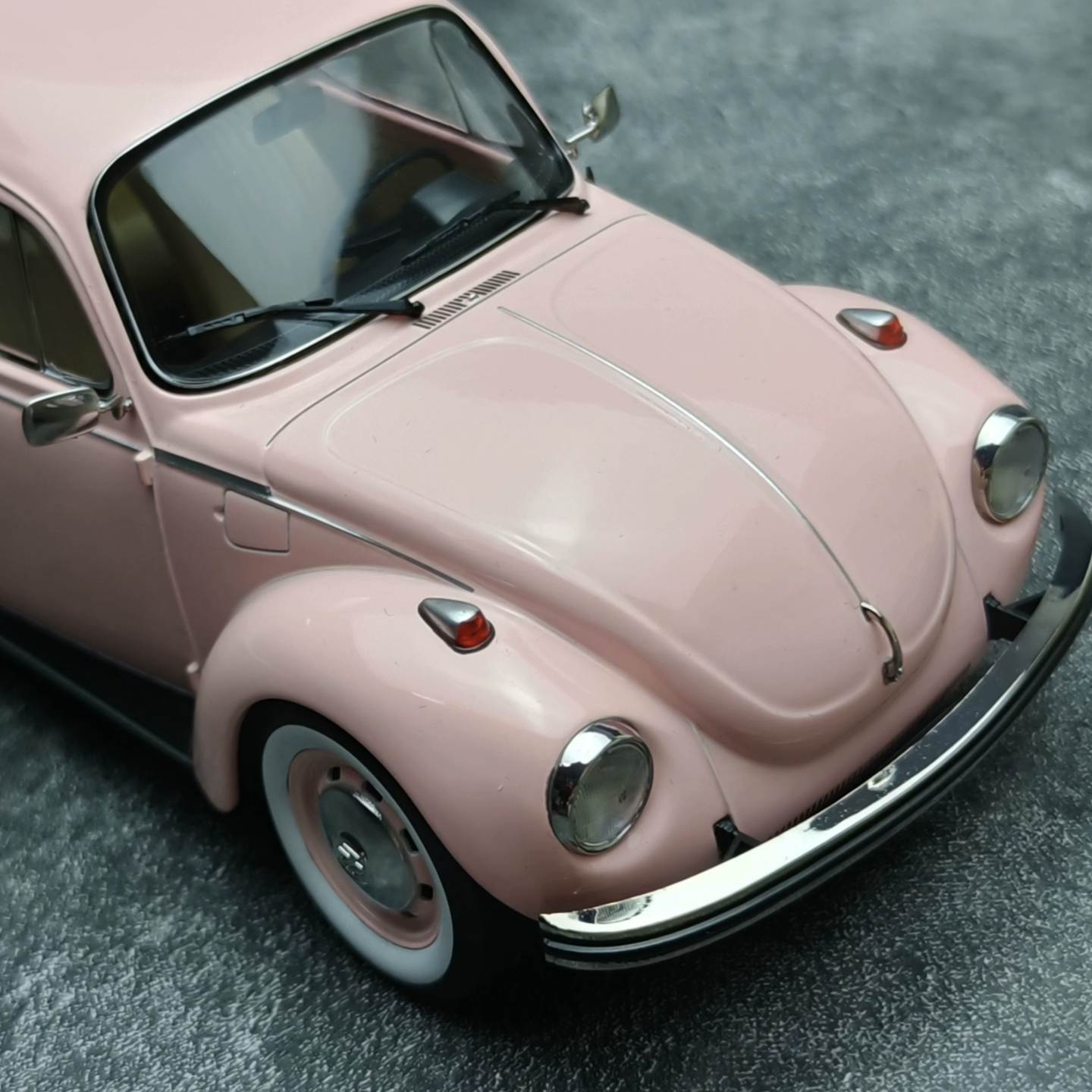 Norev 1:18 Scale Cars Volkswag - огляд і ціна Model Kit Volkswagen