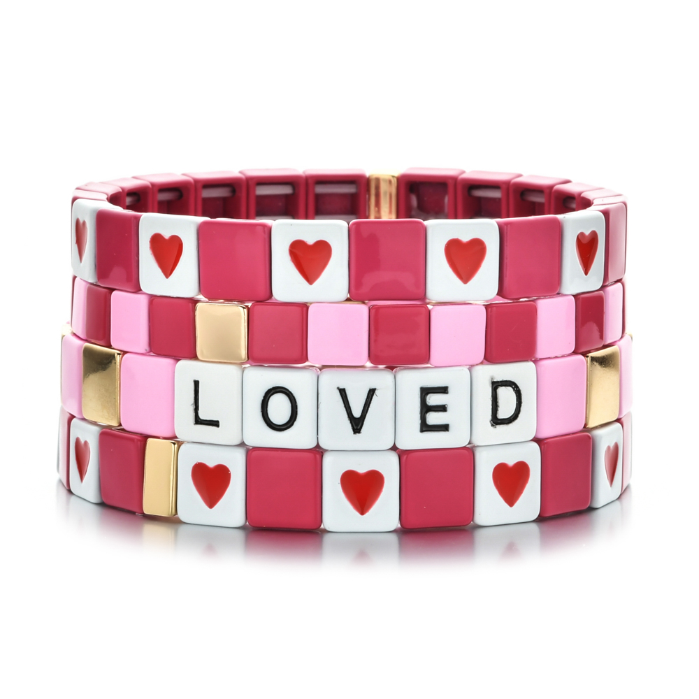 Boho Love Heart Pink Letter Br - огляд і ціна Model Kit Quick