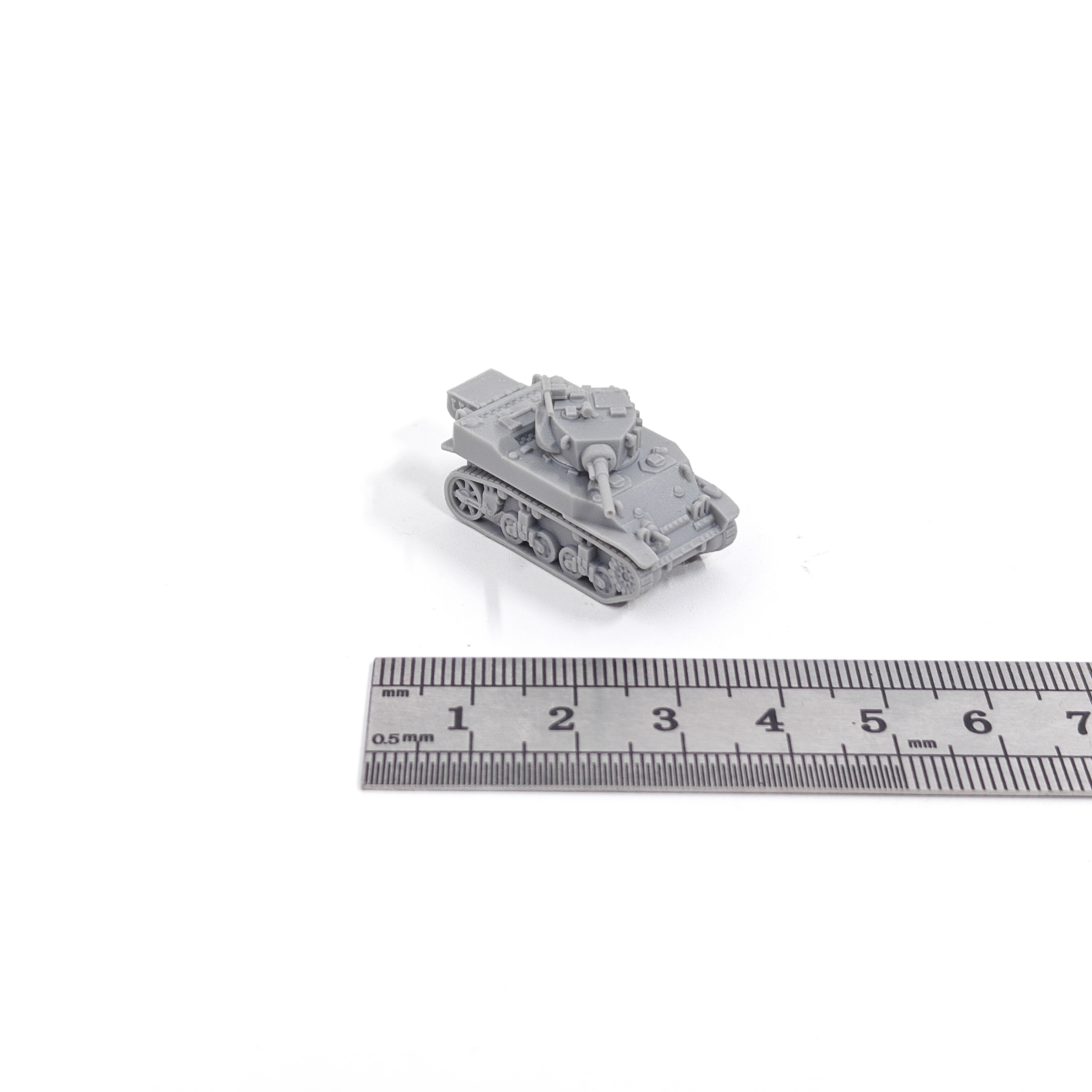 1/144 Scale  M5A1 Stuart Light - огляд і ціна Model Kit Revell