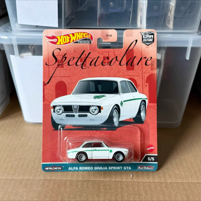 Hot Wheels Premium Car Culture - огляд і ціна Model Kit Alfa Romeo
