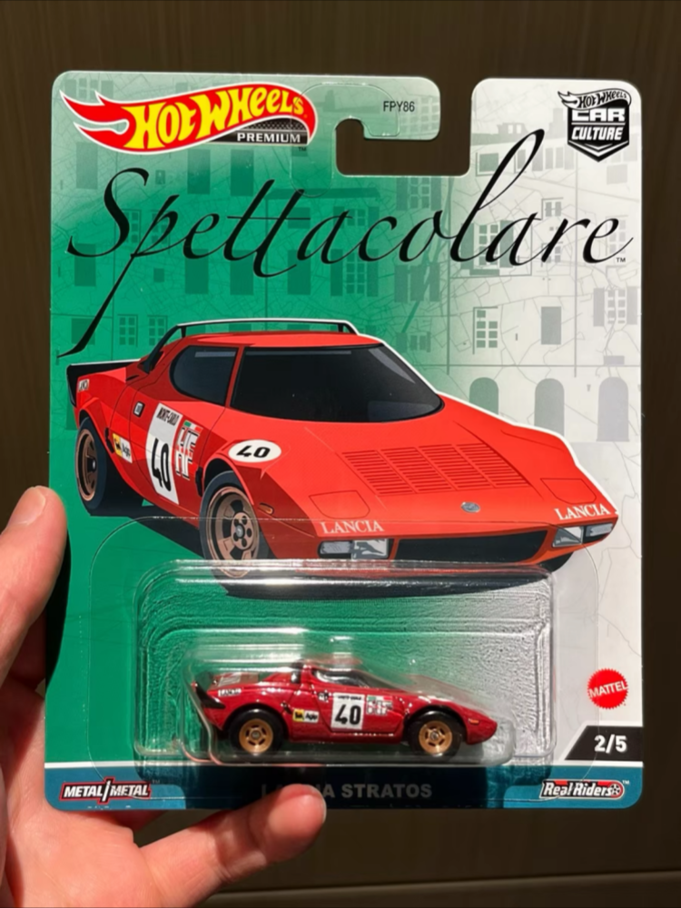 Hot Wheels Premium Car Culture - огляд і ціна Model Kit Alfa Romeo