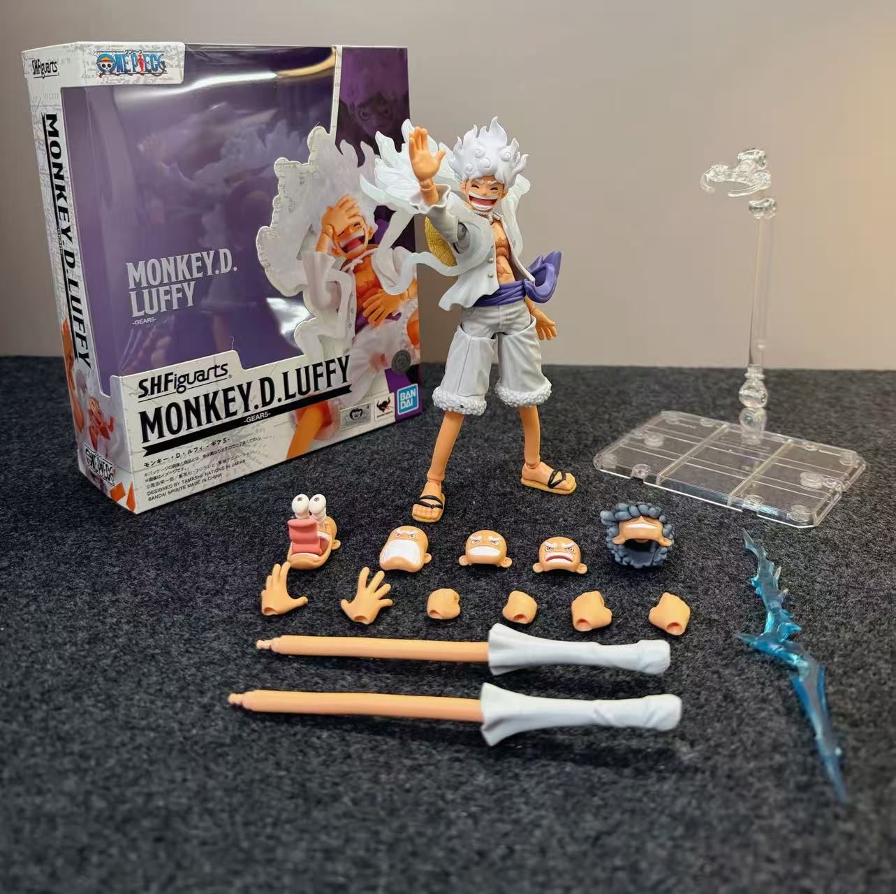Bandai S.H.Figuarts SHF One Pi - огляд і ціна Model Kit One Piece Bandai