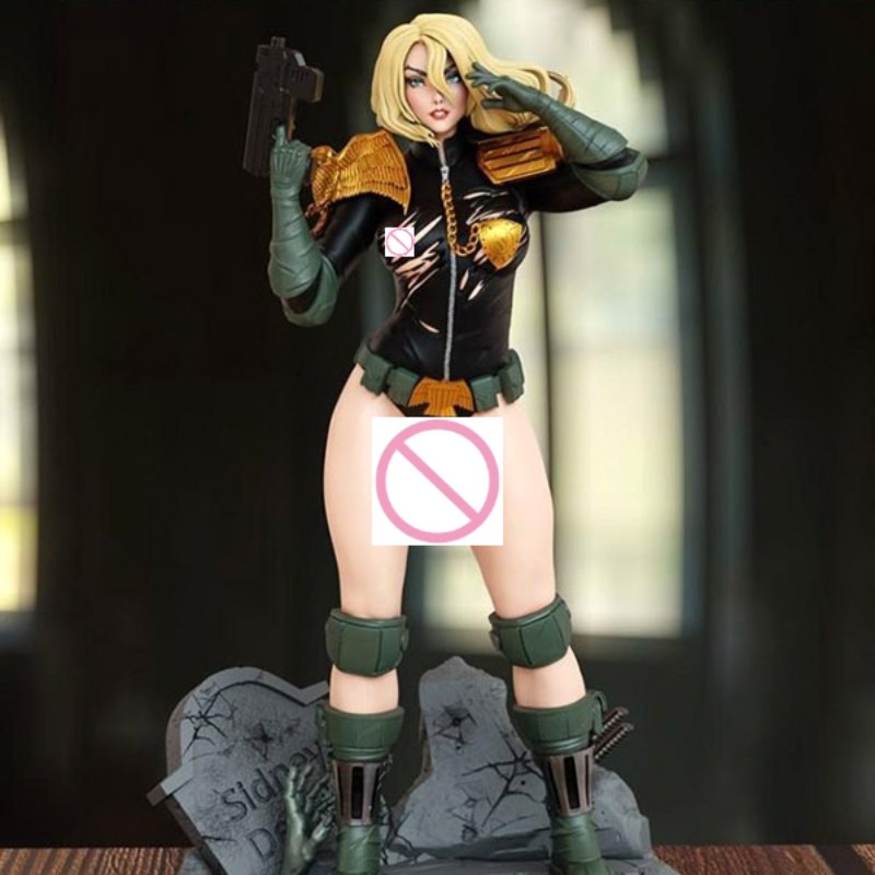 1/24 Scale Cassandra Anderson  - огляд і ціна Model Kit Quick