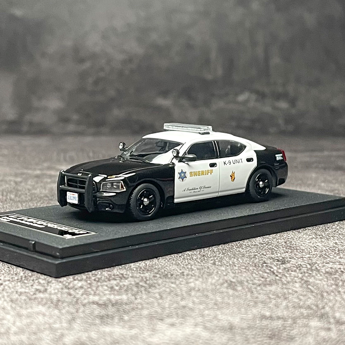 Rollin Diecast 1/64 Scale Dodg - огляд і ціна Model Kit Cars