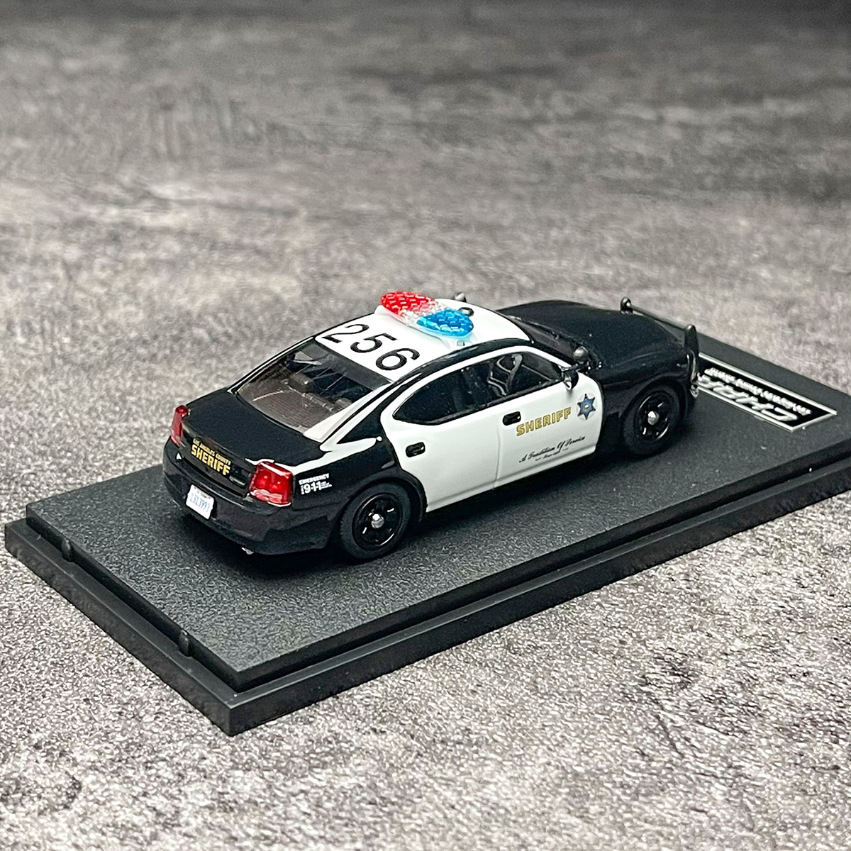 Rollin Diecast 1/64 Scale Dodg - огляд і ціна Model Kit Cars