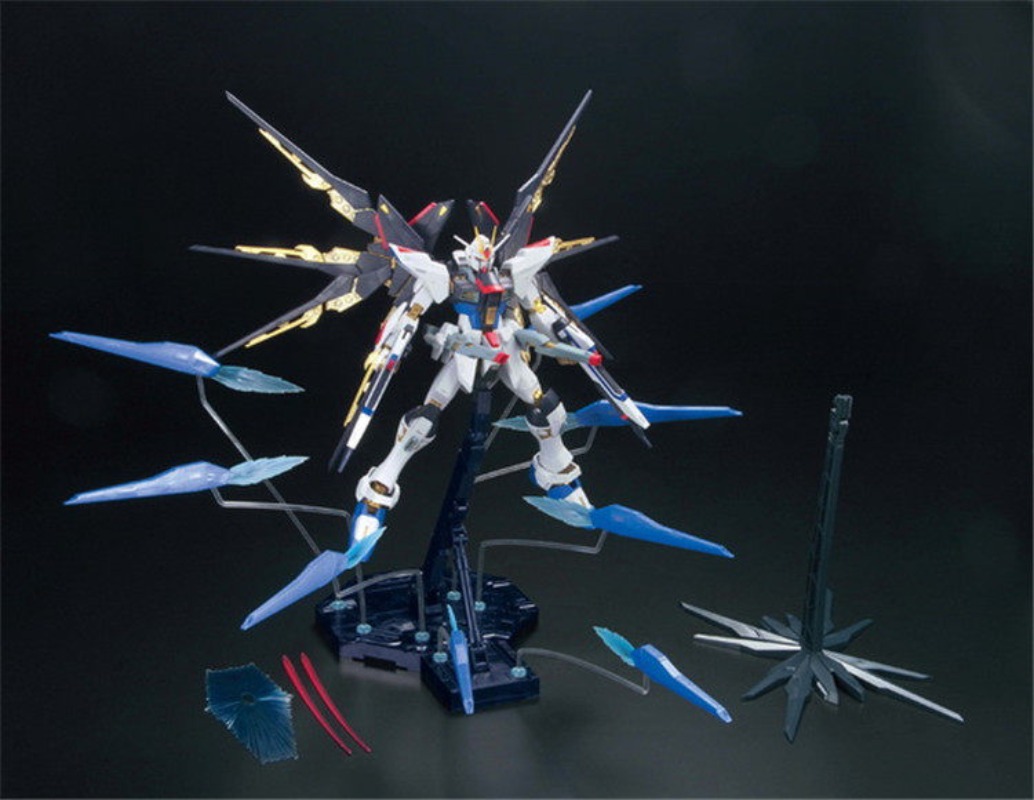 BANDAI MG 1/100 ZGMF-X20A Stri - огляд і ціна Gundam Model Mg