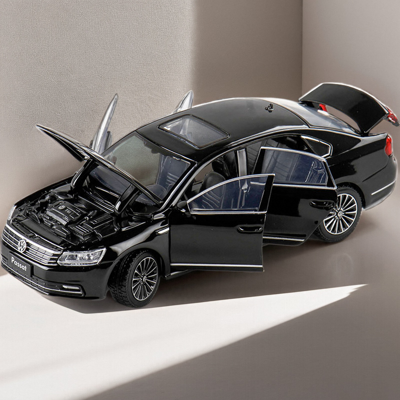 1:32 VW Passat 380 TSI Alloy C - огляд і ціна Model Kit Volkswagen