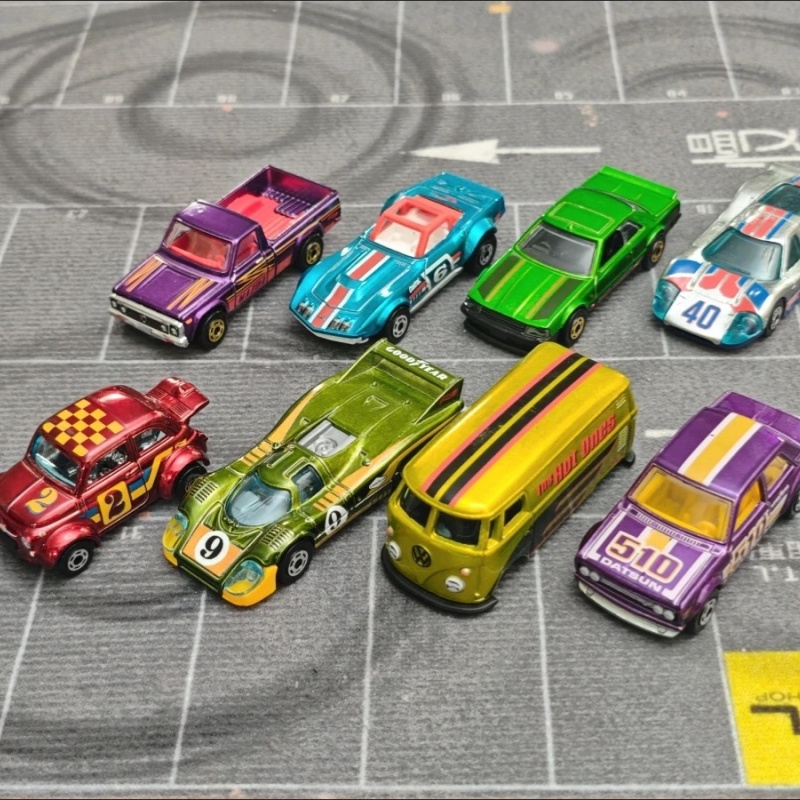 Original Hot Wheels Retro Supe - огляд і ціна Model Kit Volkswagen