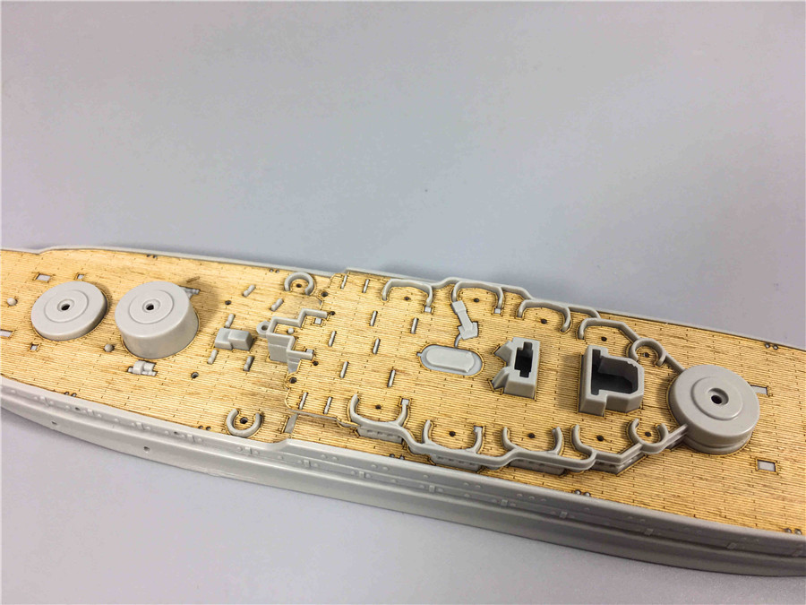 1/700 Scale Wooden Deck for Ho - огляд і ціна Model Kit Uss Arizona