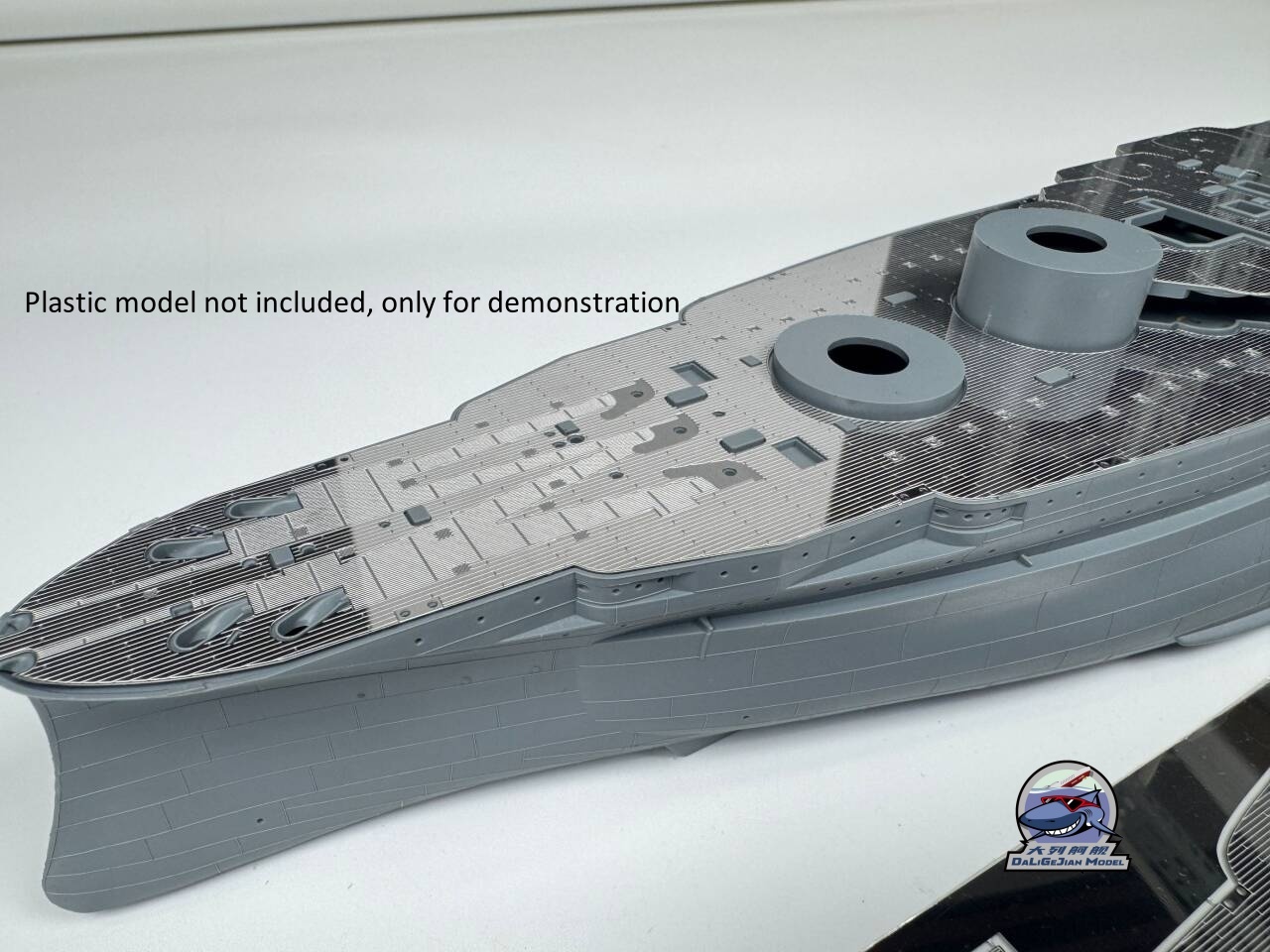 1/350 Scale Metal Deck for CY1 - огляд і ціна Model Kit Uss Arizona